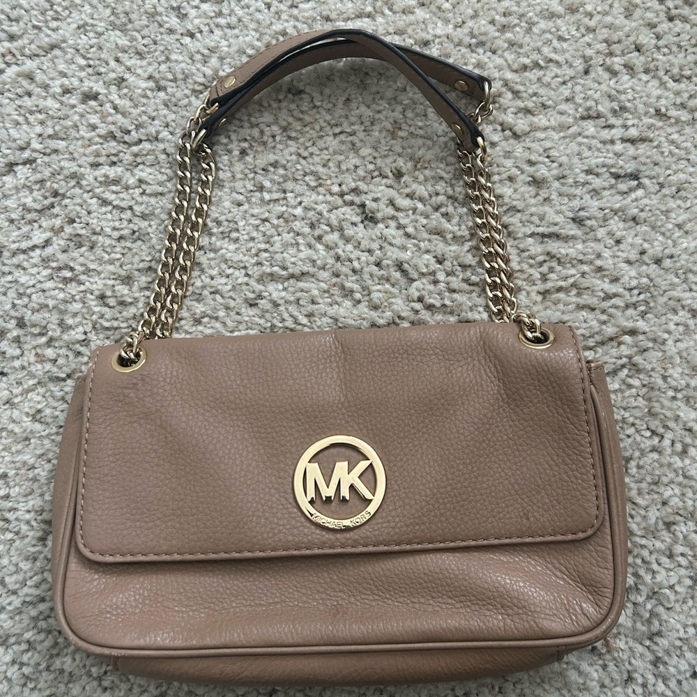 Michael Kors Beige Leather Shoulder Bag with Gold Accents